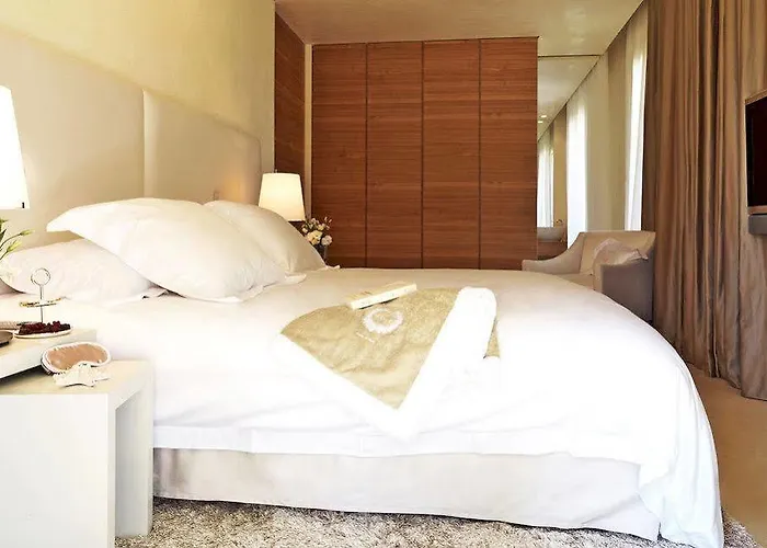 Отель Muse Saint Tropez - Small Luxury Hotels Of The World